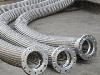 Heavy-duty-fuel-and-oil-hose-